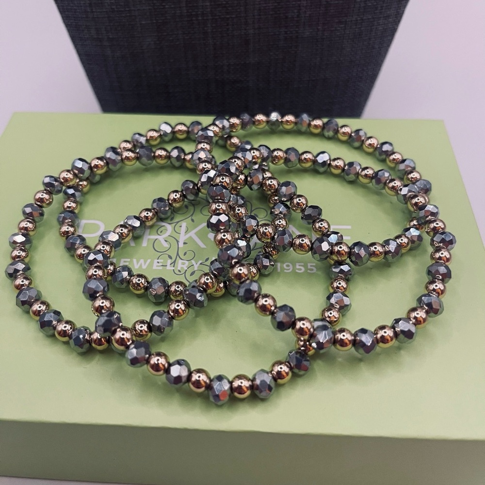NIB. Set of 5 Park Lane Bracelets